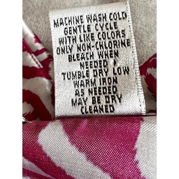 Chico's womens size 3 shirt magenta/silver satin button-up long sleeves - Picture 8 of 8